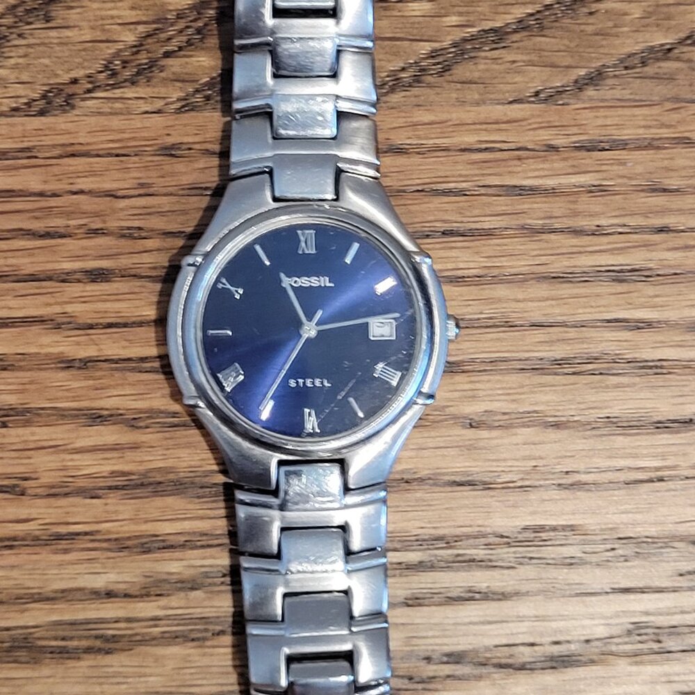 Fossil~Arkitekt~Mens Watch~FS2701~Roman Numeral~Blue Face~Date Dial Not Working